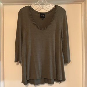 W5 3/4 sleeve tunic made in USA
